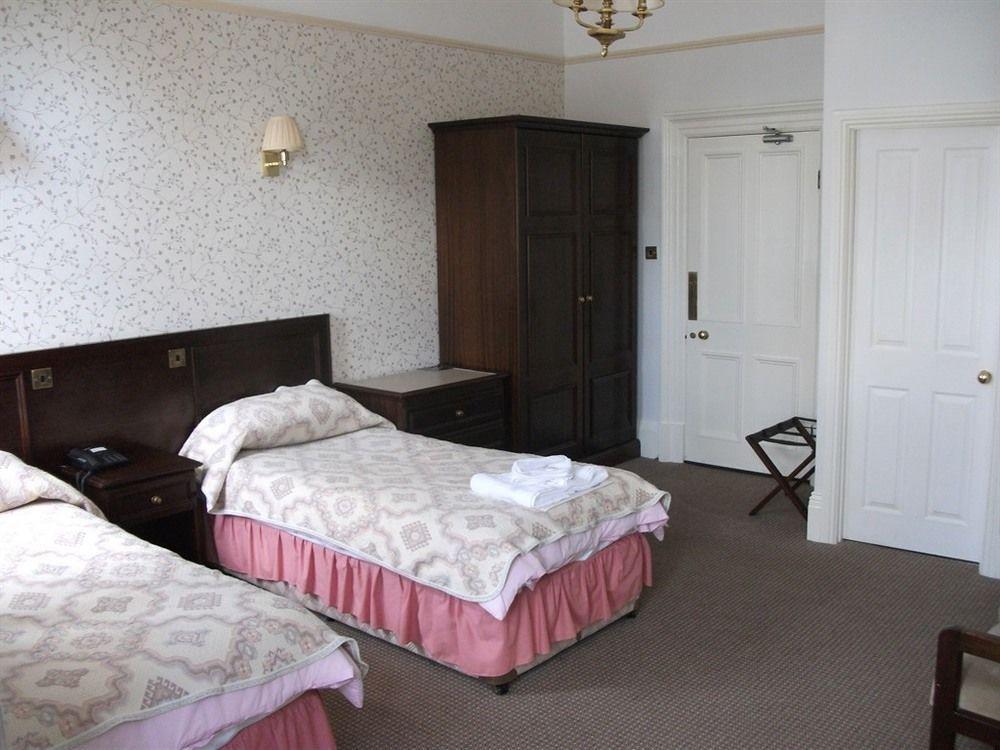 Fieldways Otel Trowbridge Dış mekan fotoğraf