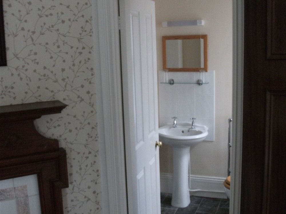 Fieldways Otel Trowbridge Dış mekan fotoğraf